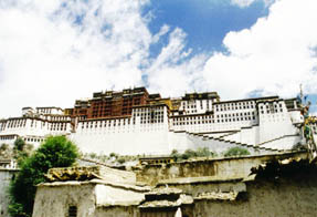 Potala-1 copy.jpg (110474 bytes)